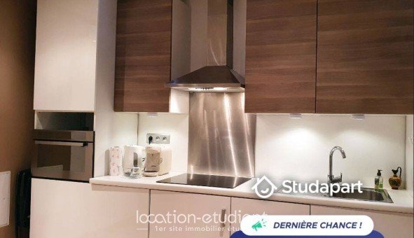 Appartement à louer, 34m², Courbevoie