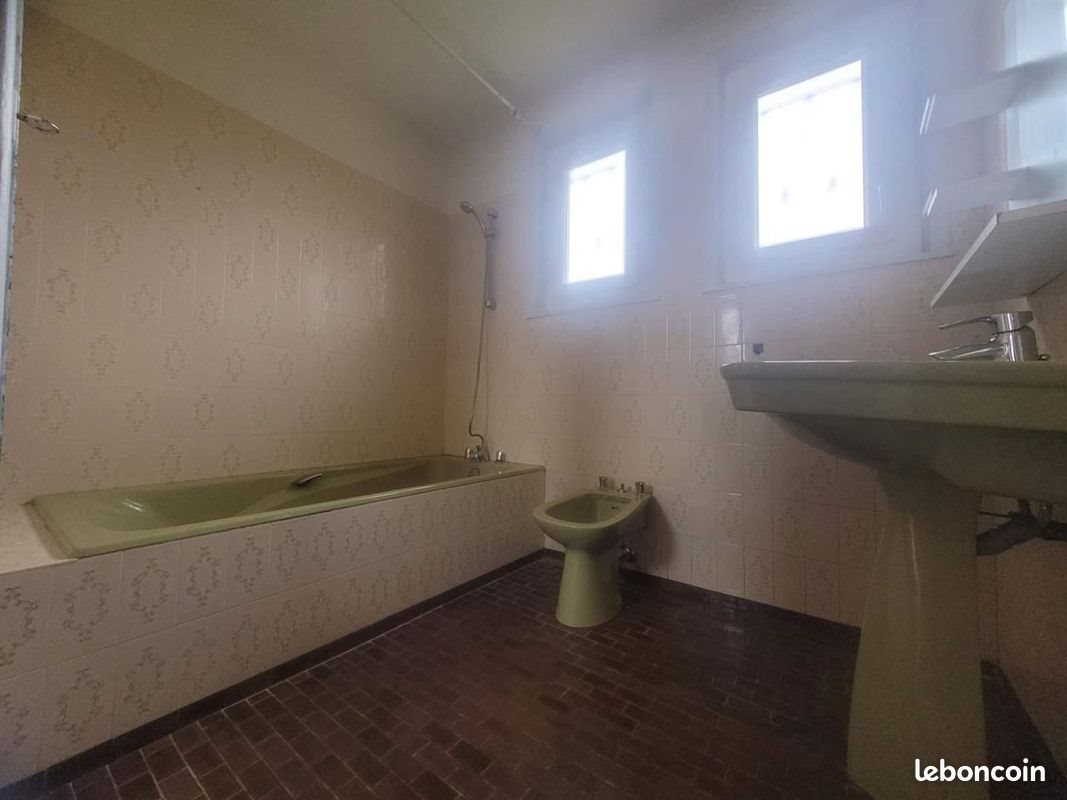Maison à louer, 87m², Feillens