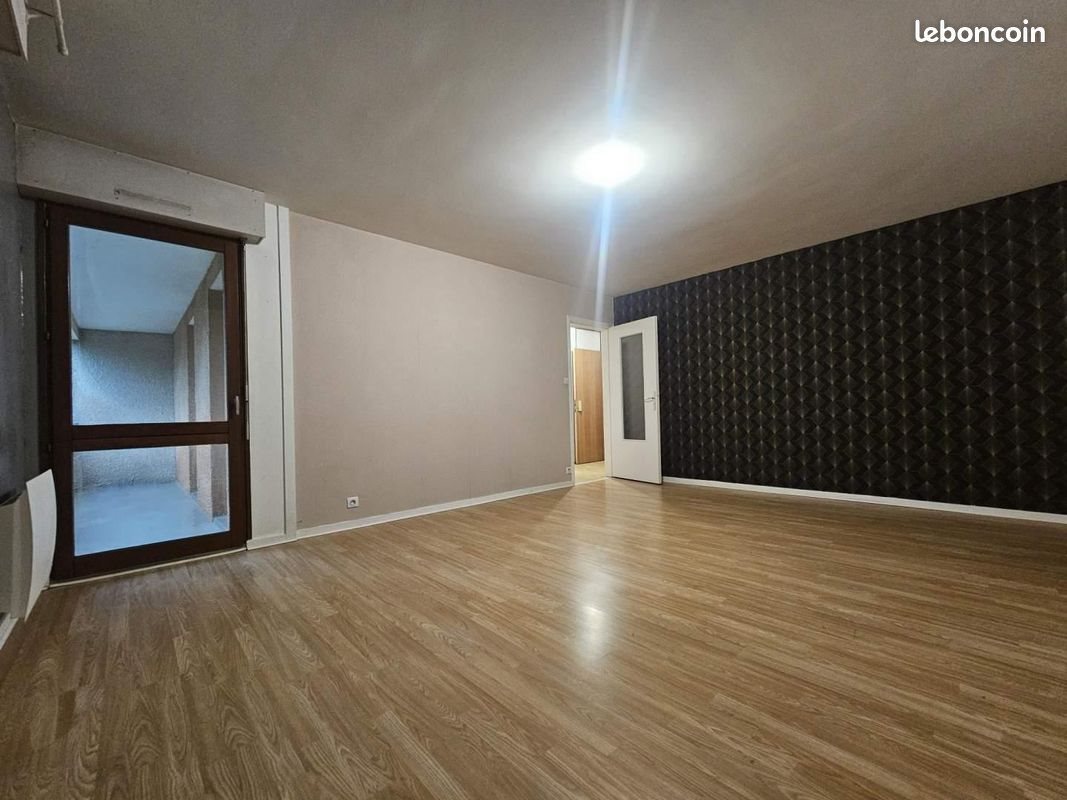 Appartement à vendre, 67m², Pont-de-Veyle
