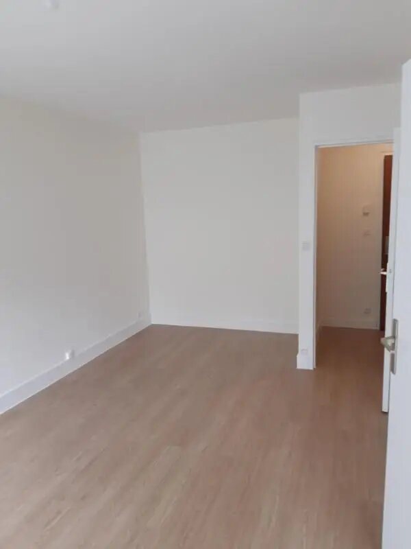 Appartement à louer, 25m², Fresnes