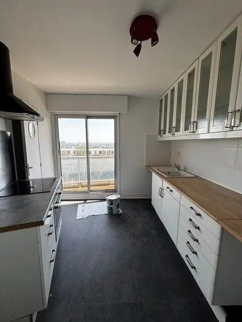 Appartement à louer, 107m², Saint-Maurice