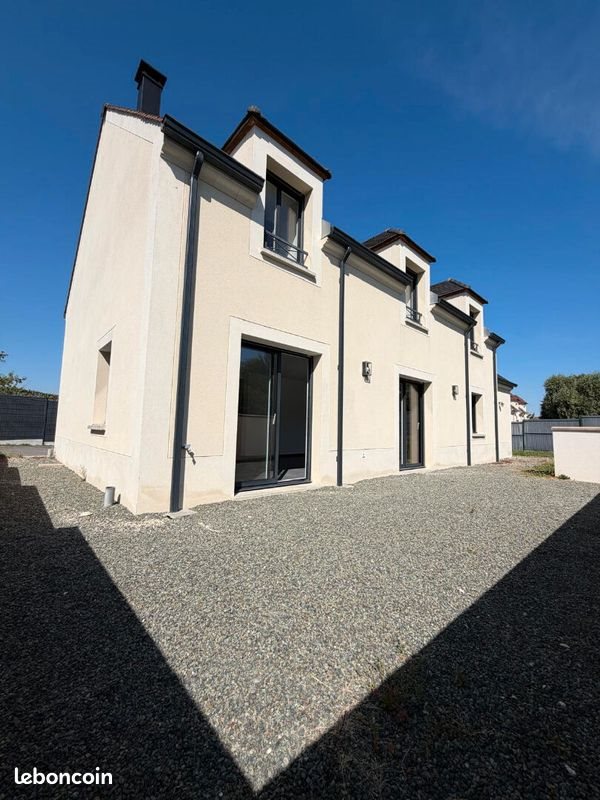 Maison à louer, 159m², Orgeval