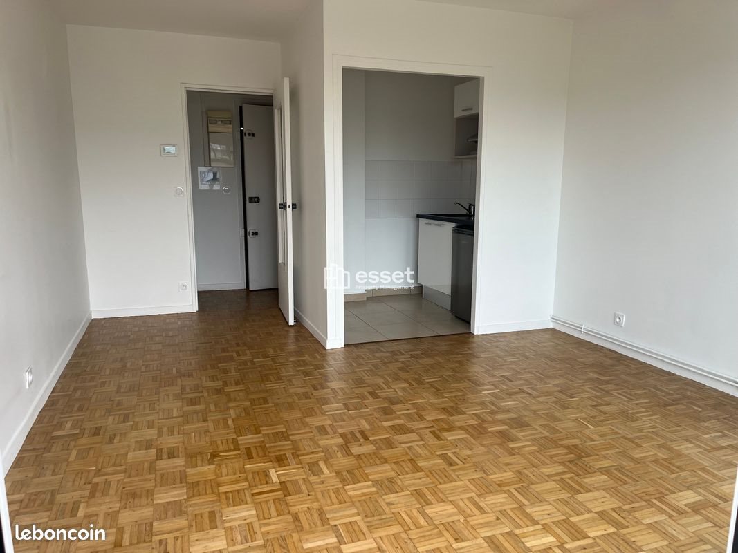 Appartement à louer, 27m², Le Chesnay