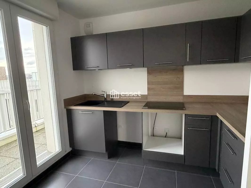 Appartement à louer, 87m², Cergy