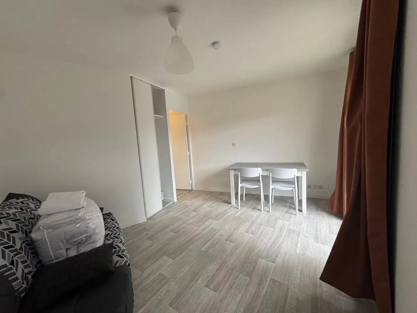 Appartement à louer, 22m², Issy-les-Moulineaux