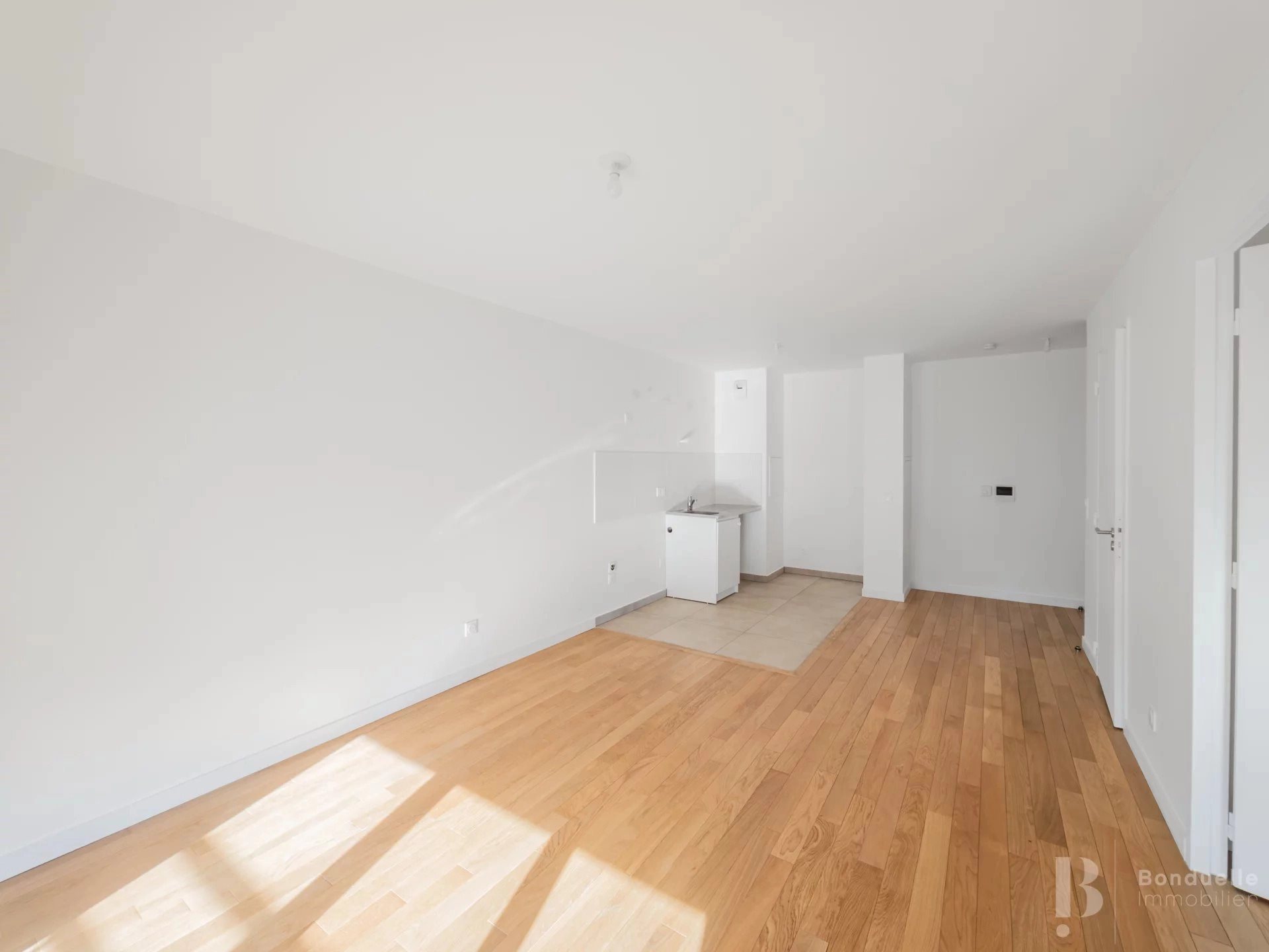Appartement à louer, 43m², Courbevoie