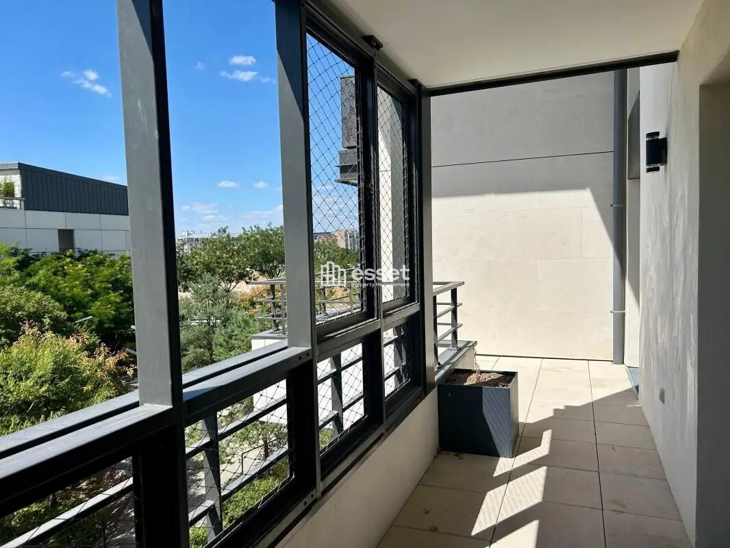 Appartement à louer, 110m², Courbevoie