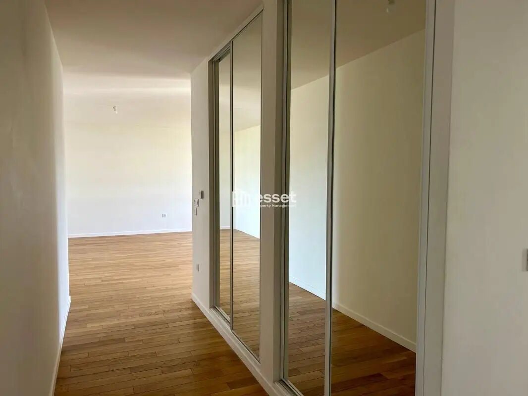 Appartement à louer, 110m², Courbevoie