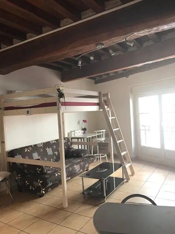 Appartement à louer, 27m², Tournus