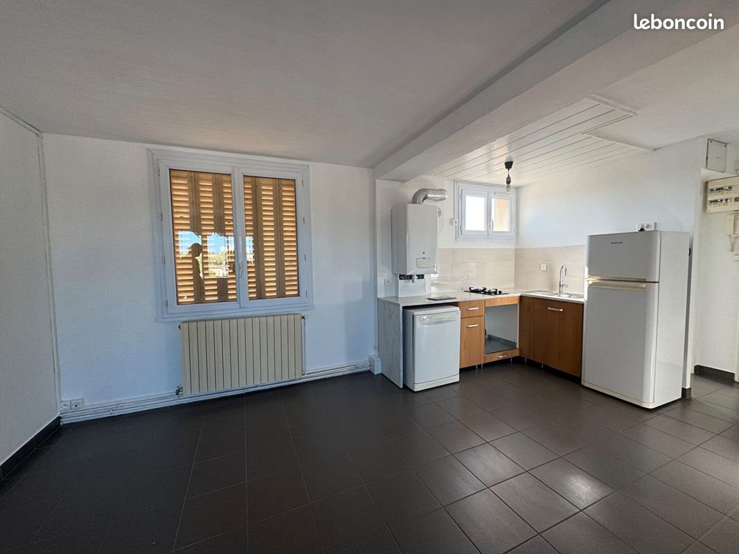Appartement à louer, 56m², Vénissieux