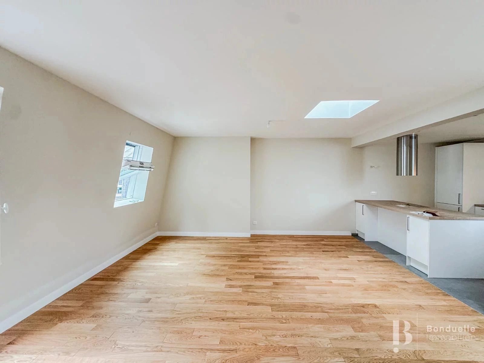 Appartement à louer, 89m², Paris 8ème