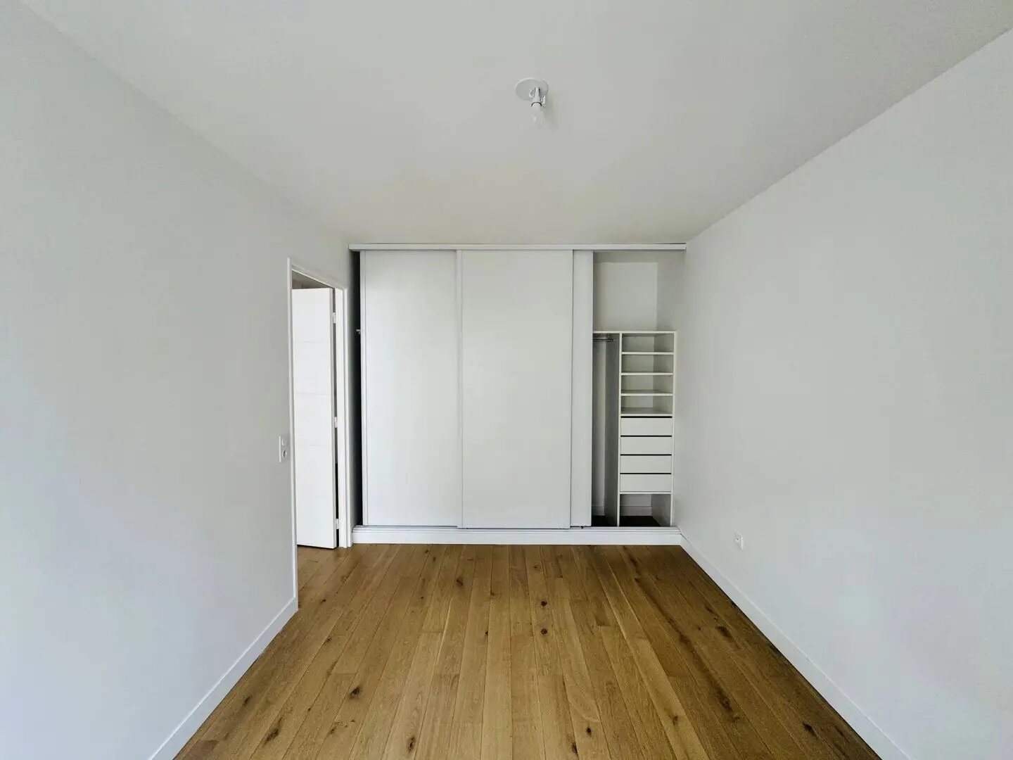 Appartement à louer, 41m², Clichy