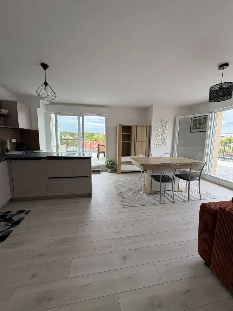 Appartement à louer, 66m², Metz
