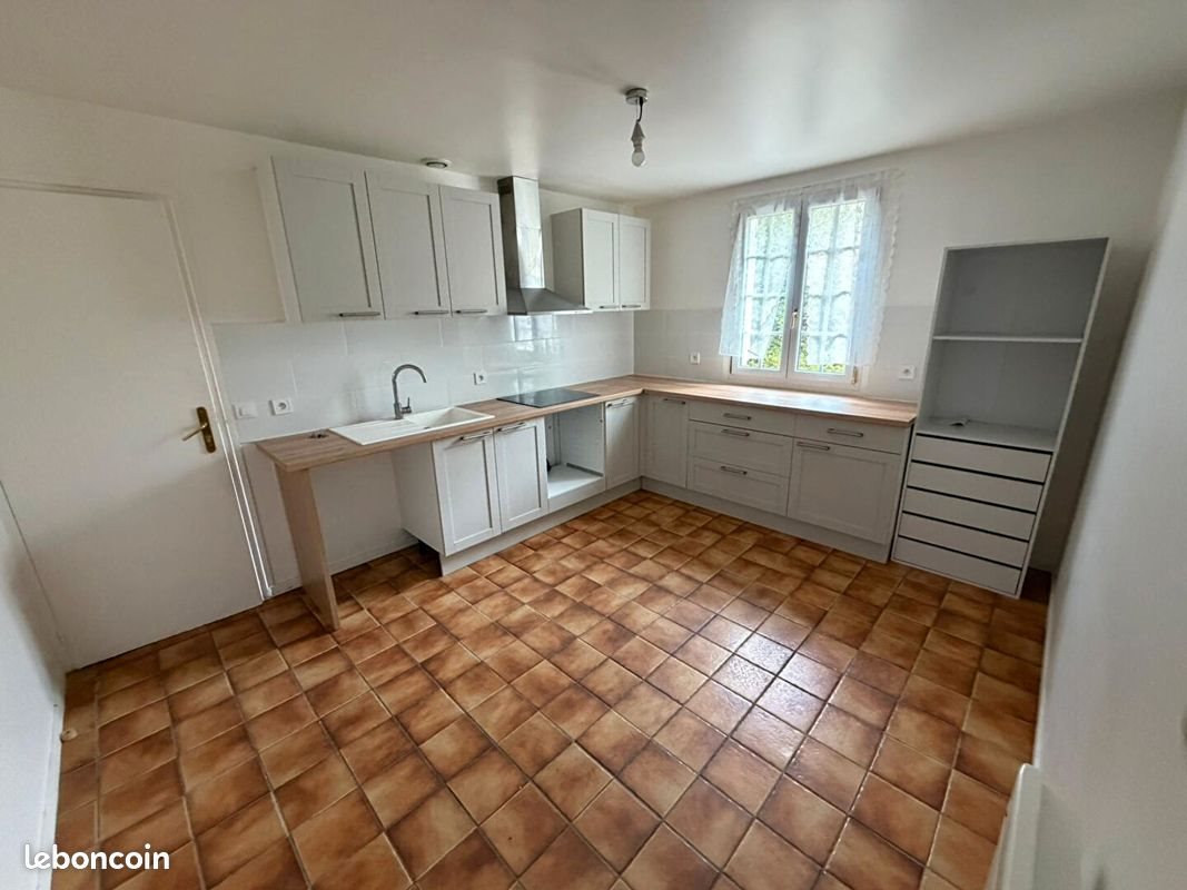 Maison à louer, 94m², Gargenville