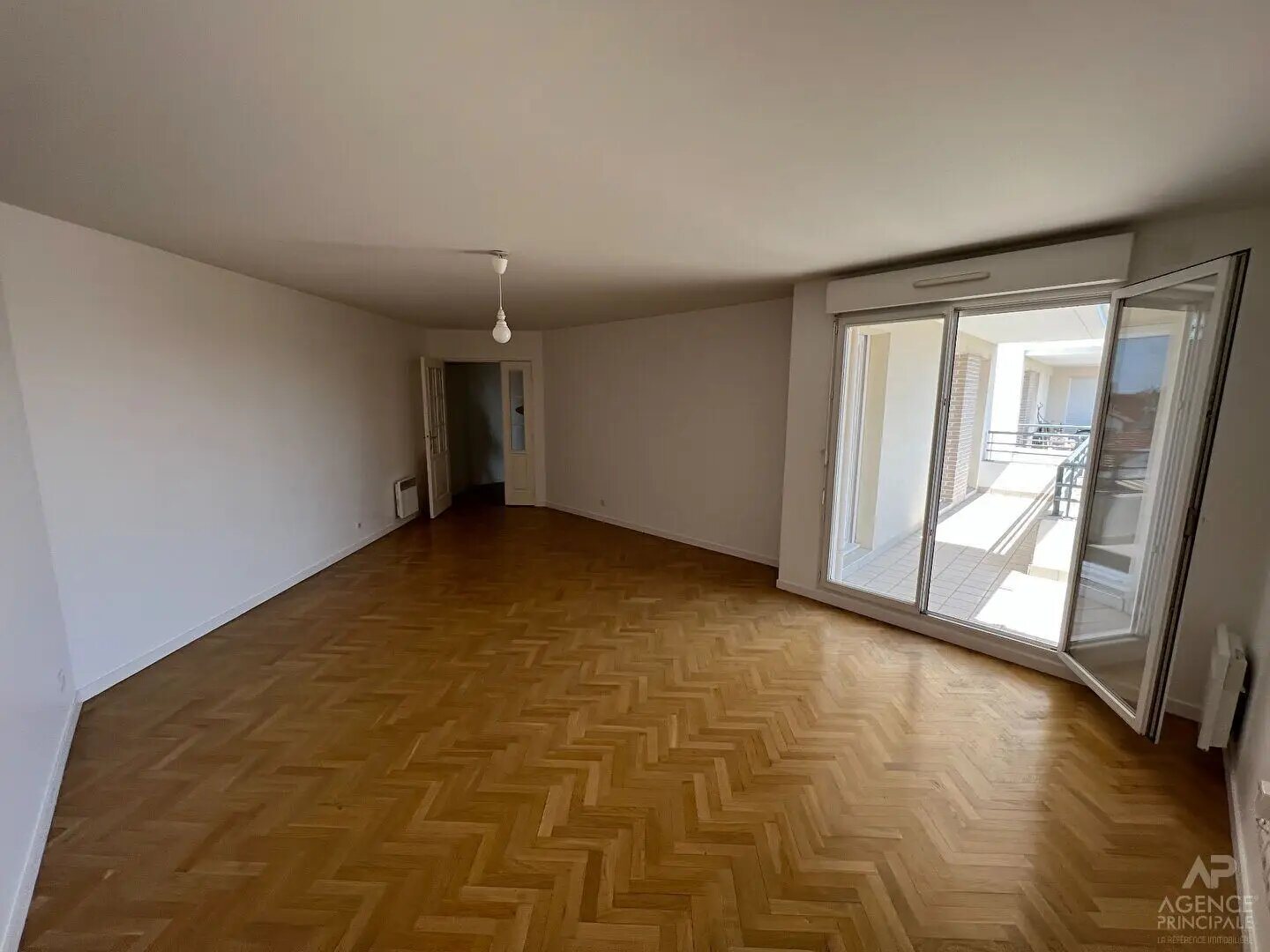 Appartement à louer, 72m², Suresnes