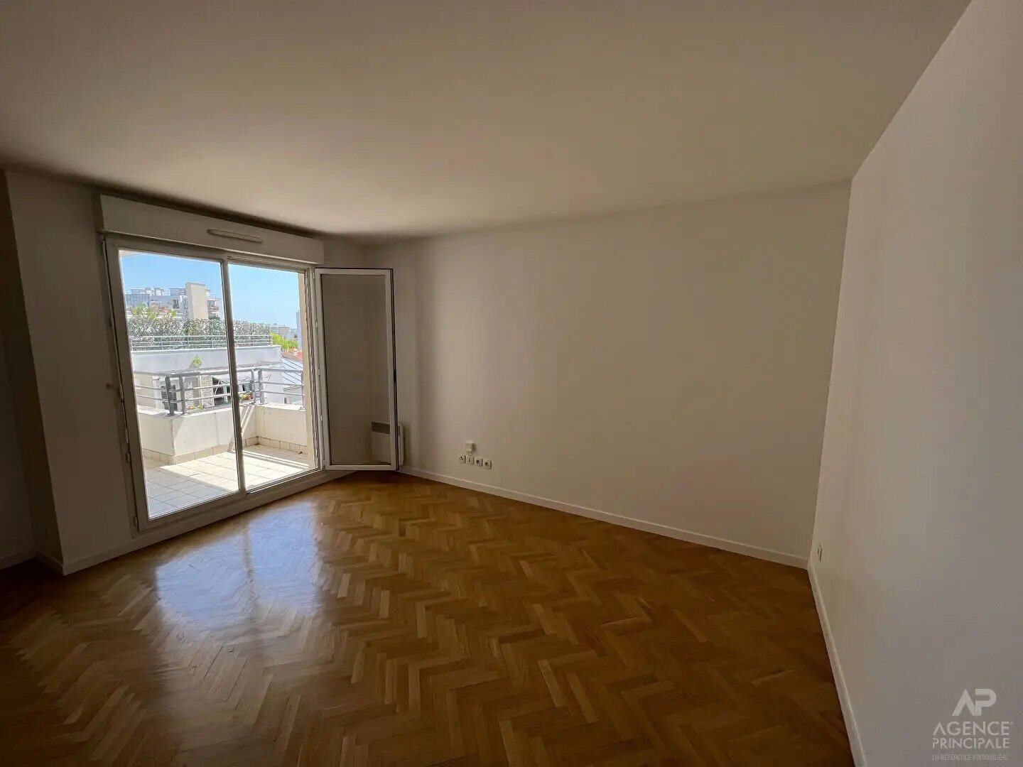 Appartement à louer, 72m², Suresnes