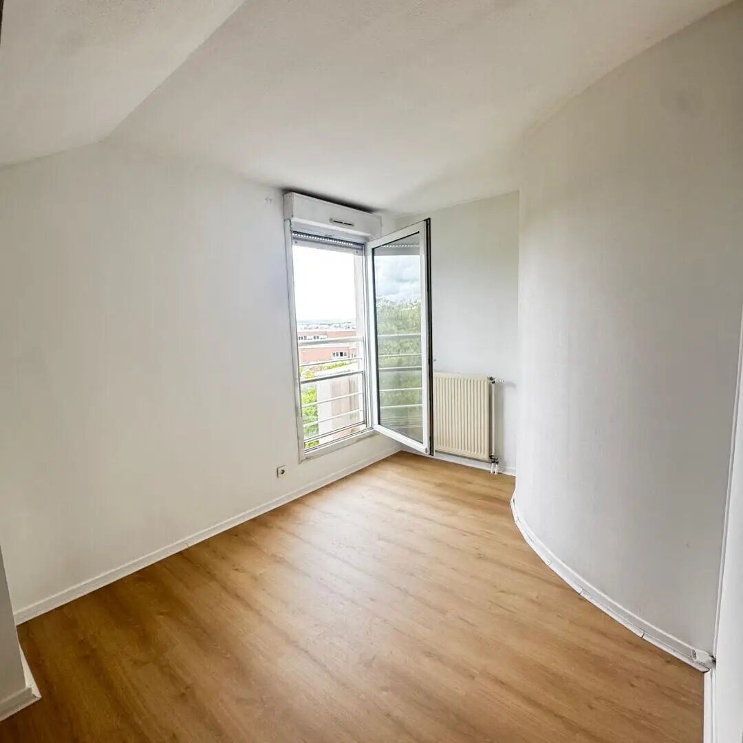 Appartement à louer, 55m², Bron