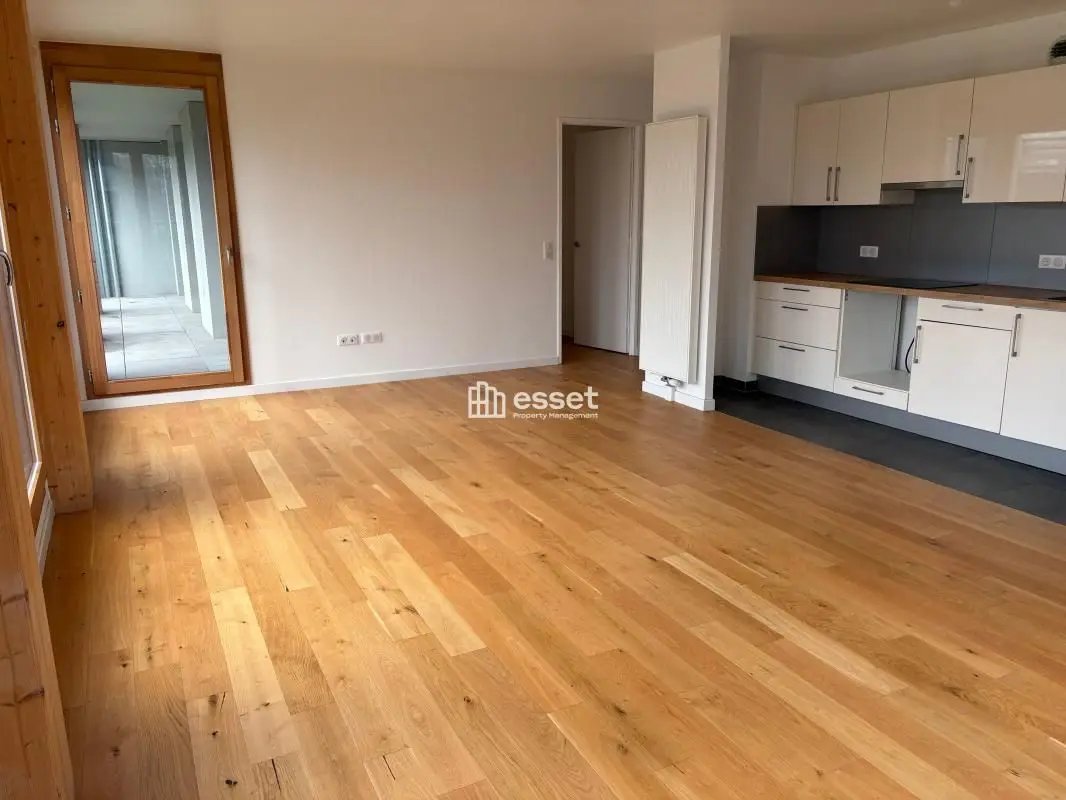 Appartement à louer, 79m², Paris 18ème