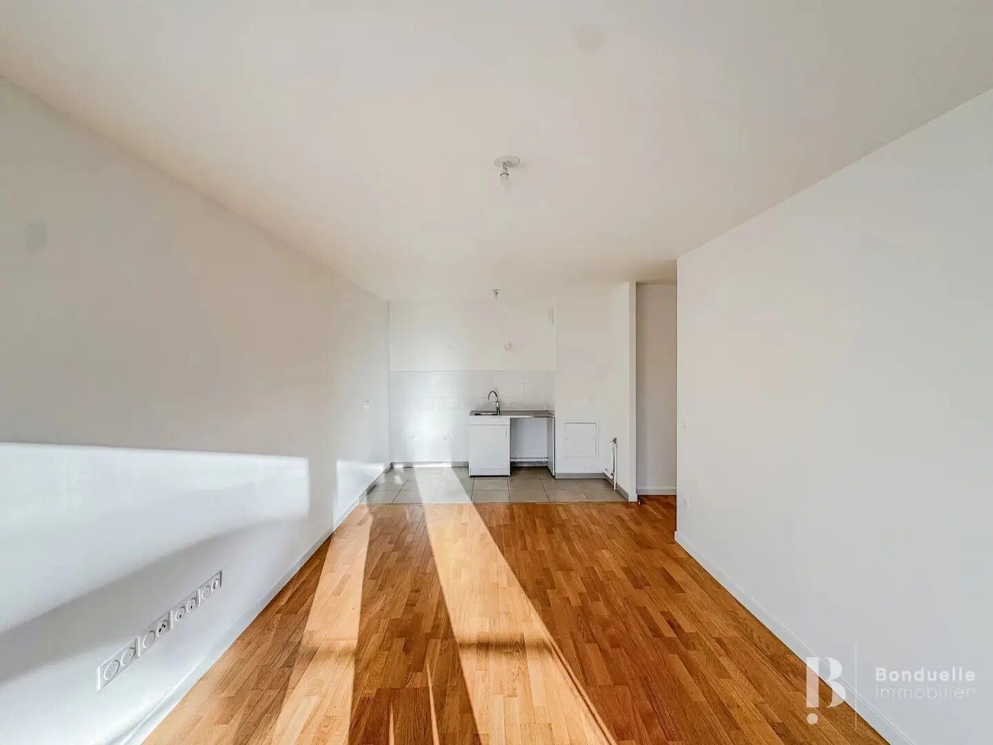 Appartement à louer, 57m², Courbevoie