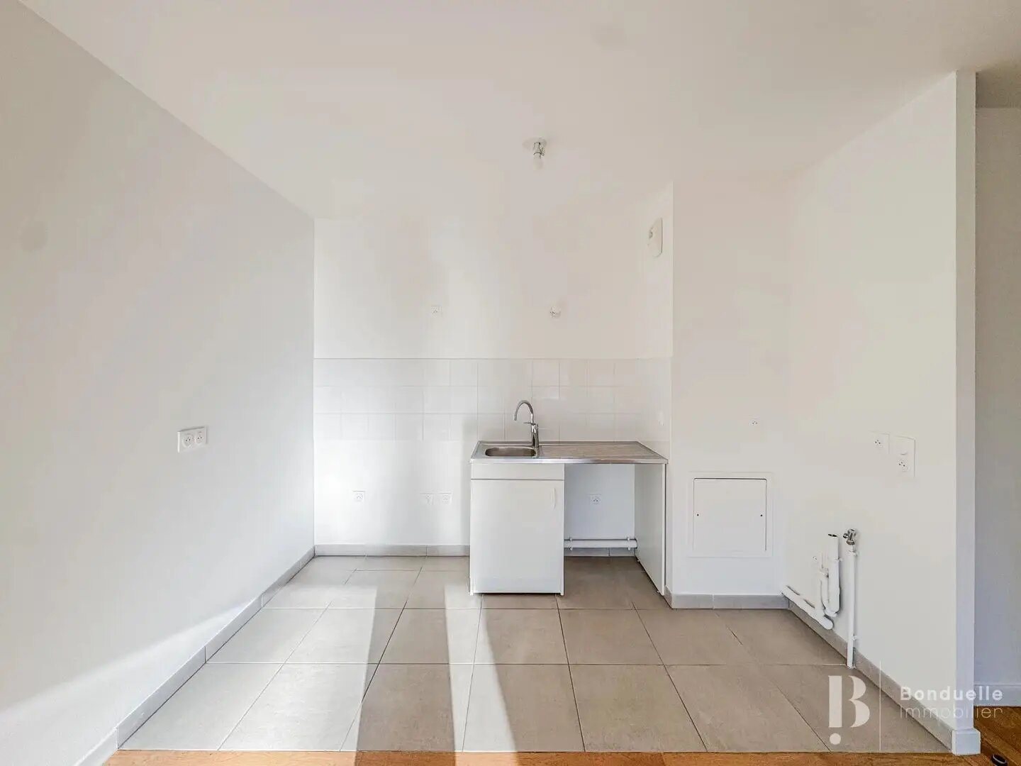 Appartement à louer, 57m², Courbevoie