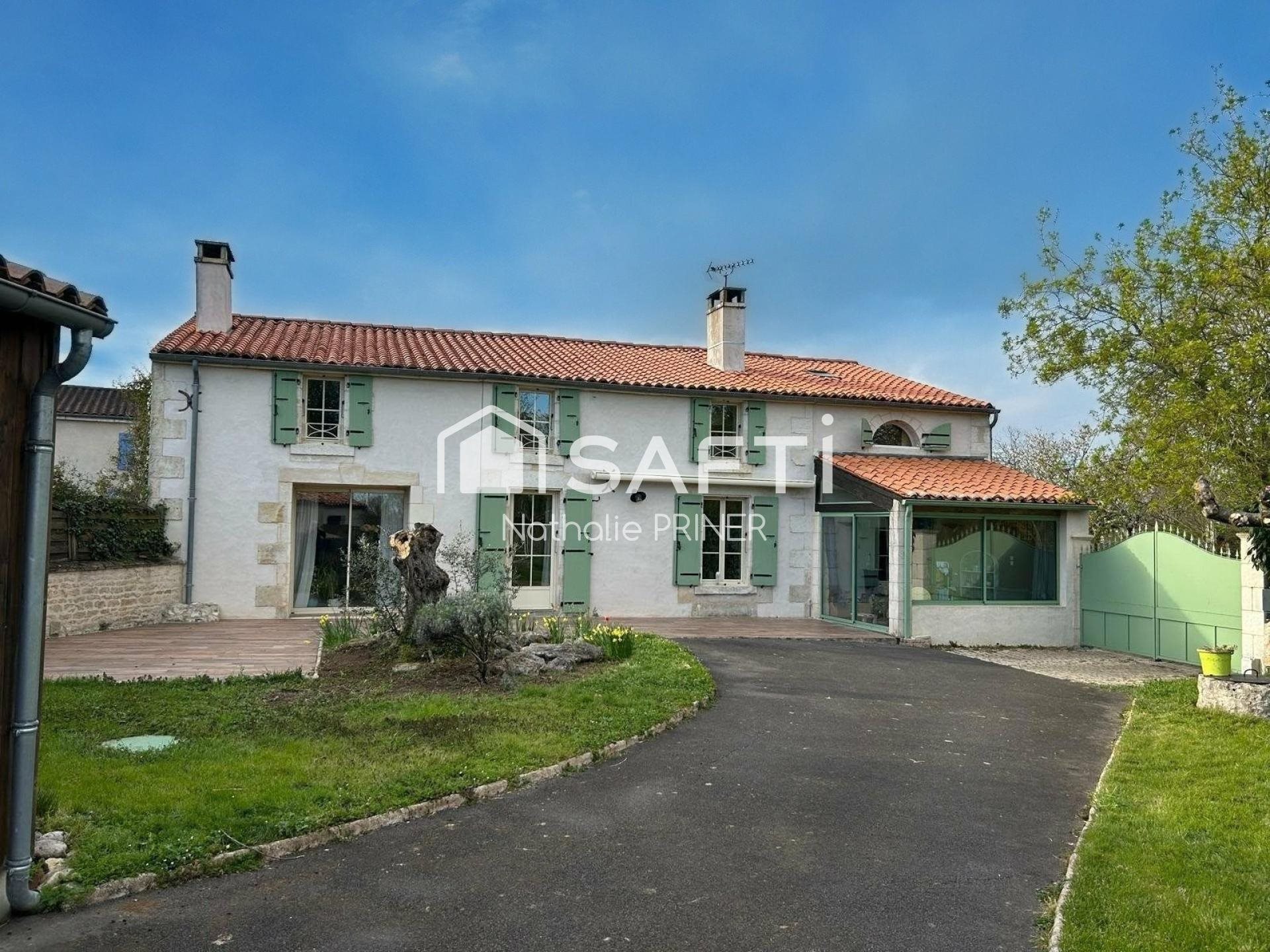 Maison à vendre, 141m², Benet