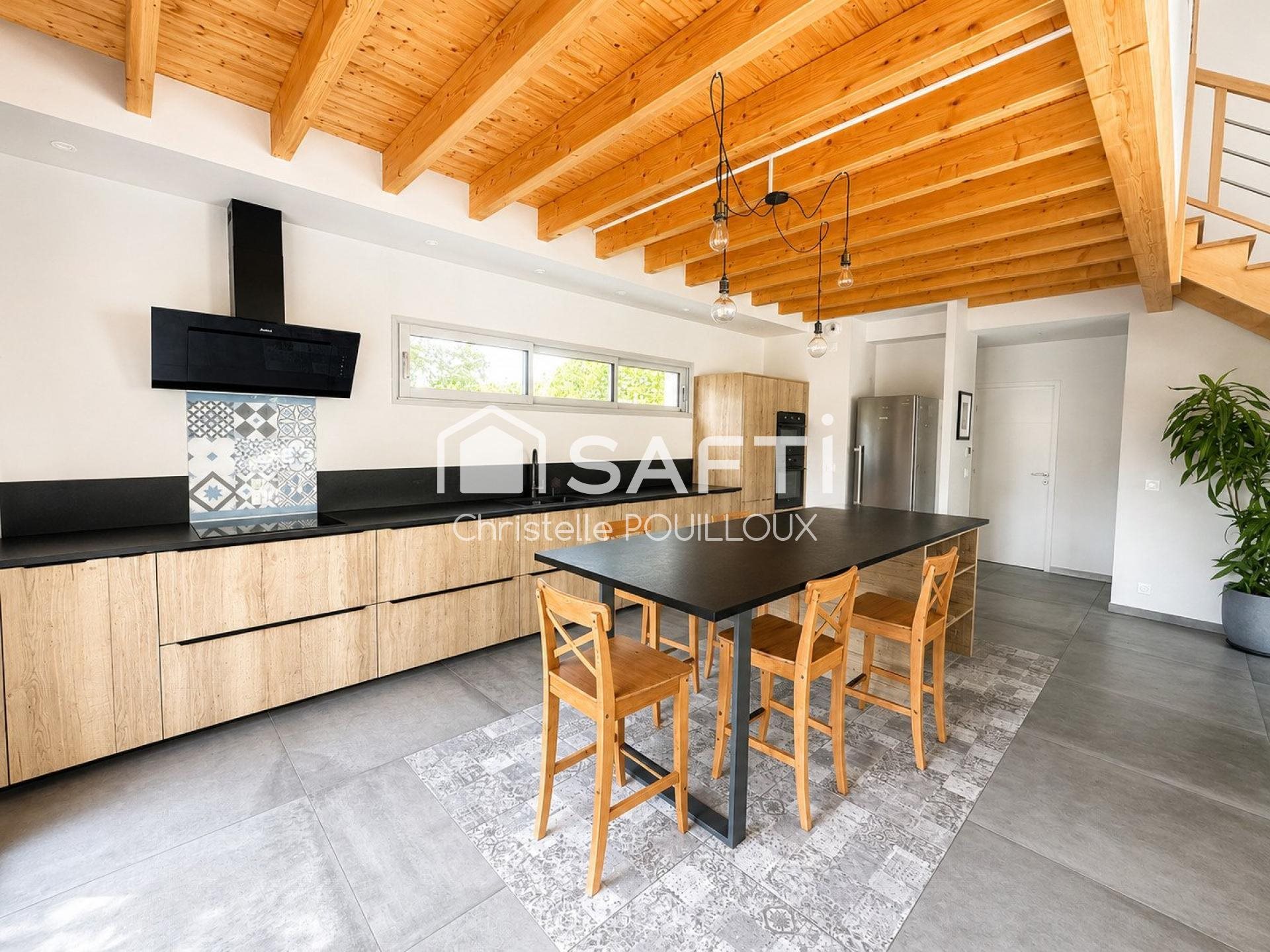 Maison à vendre, 194m², Fressines