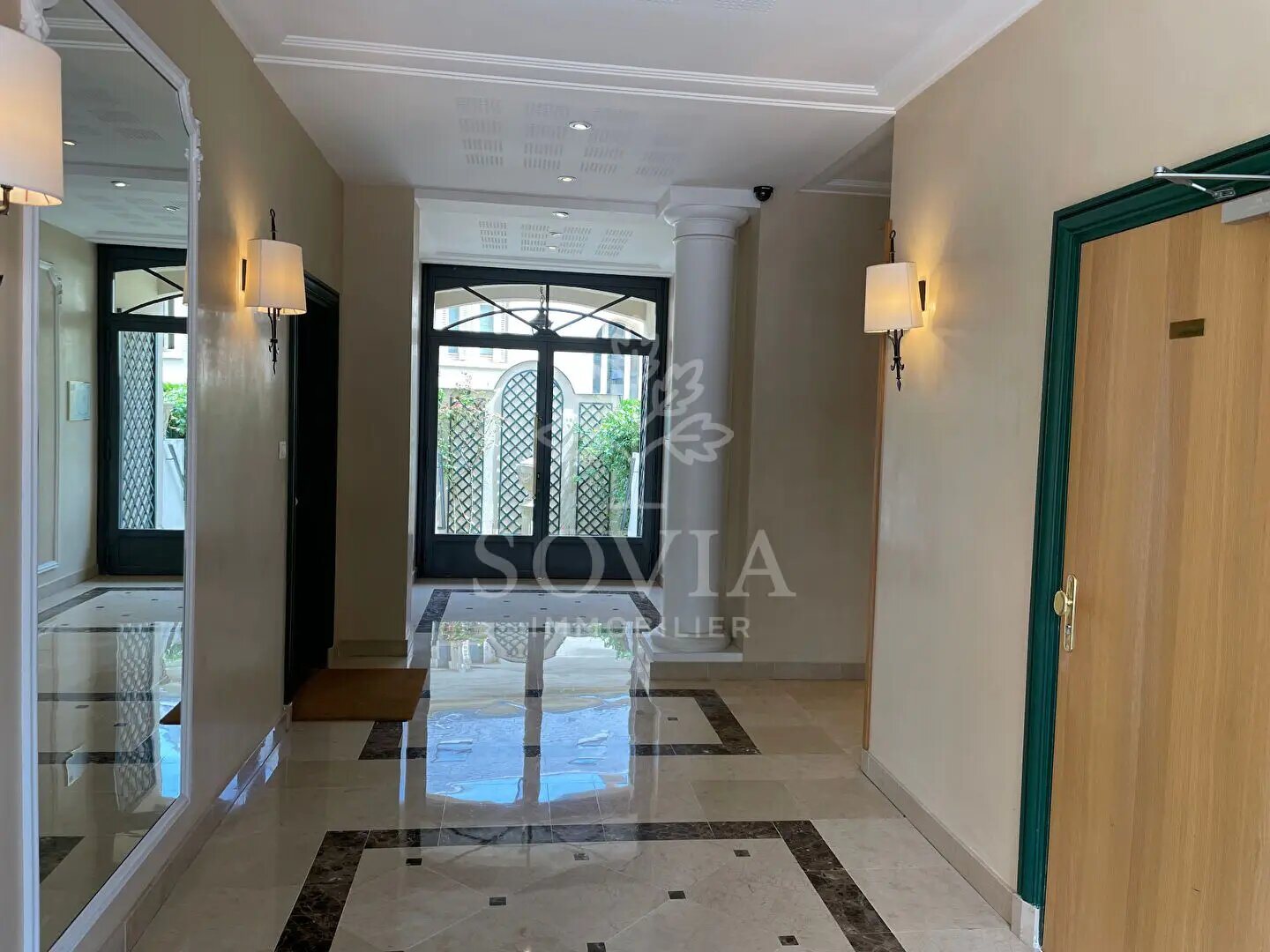 Appartement à louer, 82m², Versailles