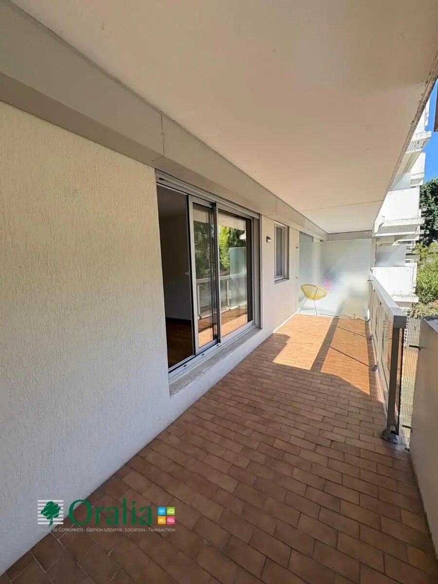 Appartement à louer, 104m², Suresnes