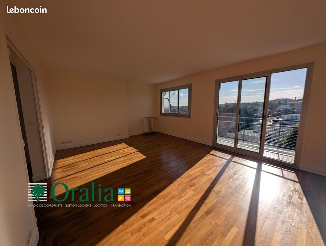 Appartement à louer, 78m², Meudon