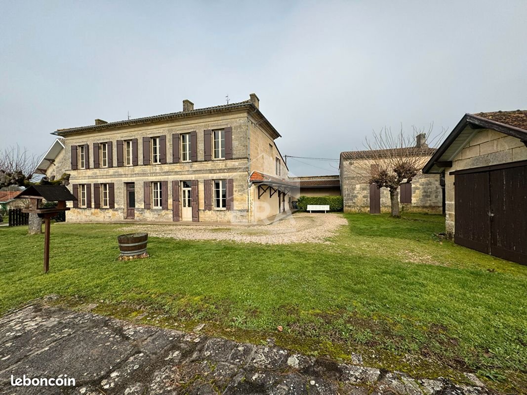 Maison à vendre, 240m², Bourg
