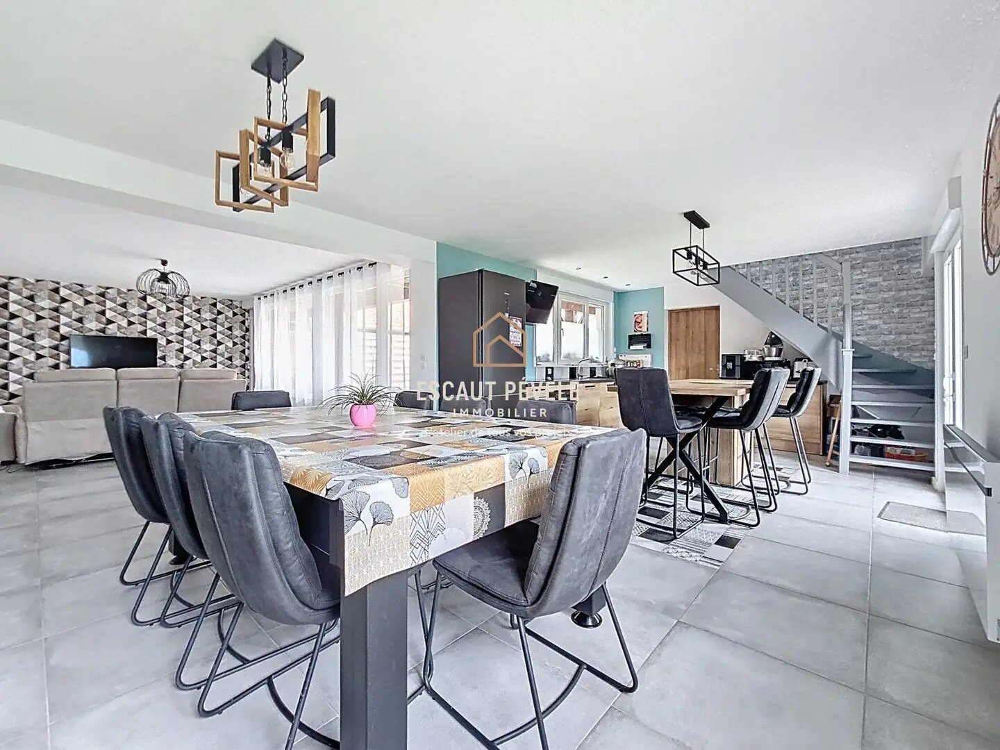 Maison à vendre, 440m², Amplier