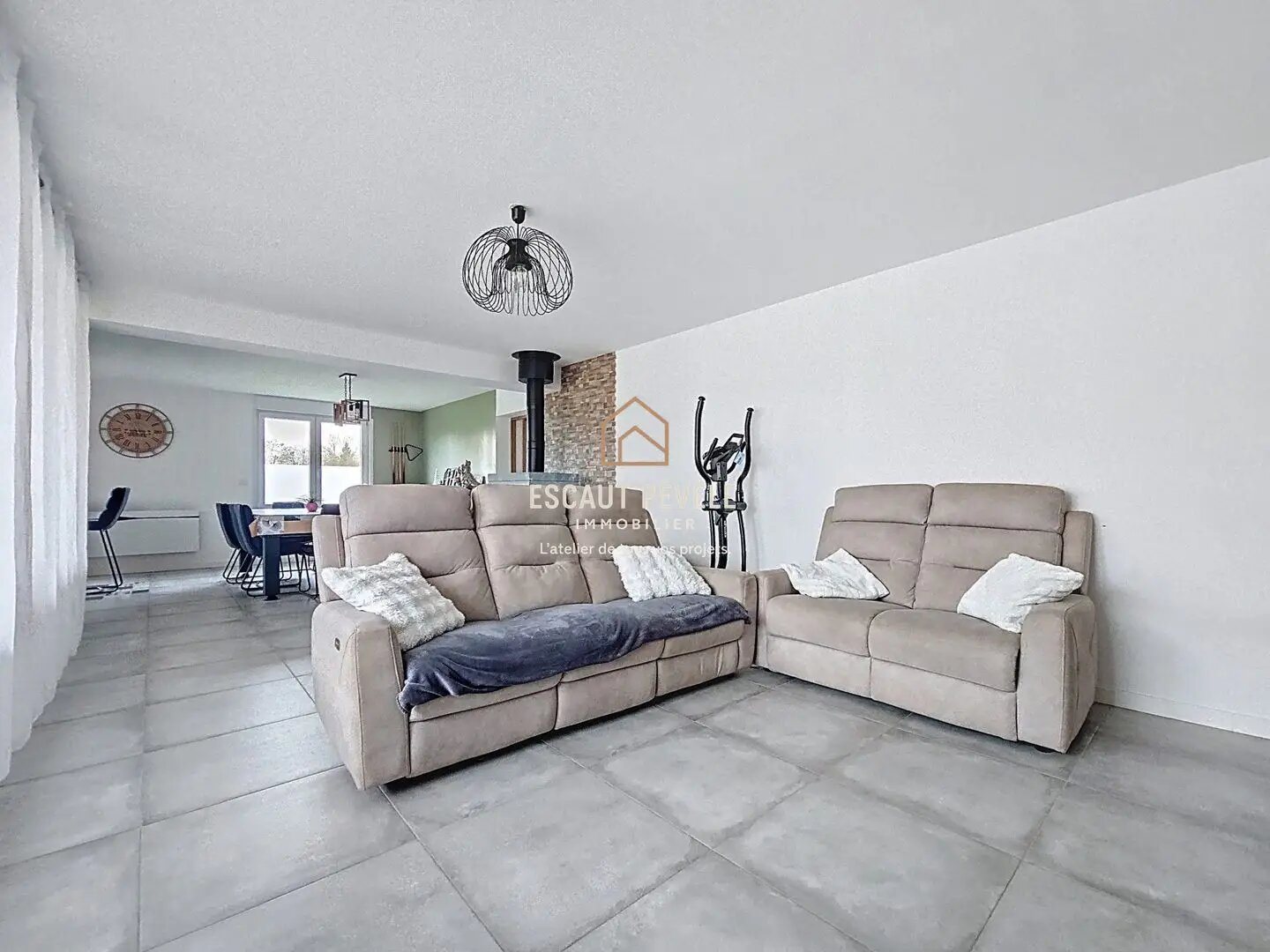 Maison à vendre, 440m², Amplier