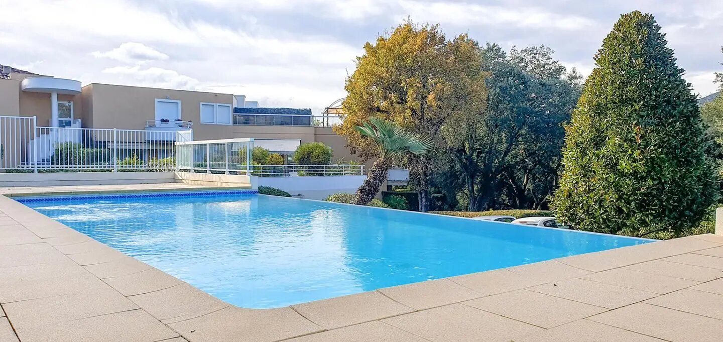 Appartement à vendre, 97m², Mandelieu-la-Napoule