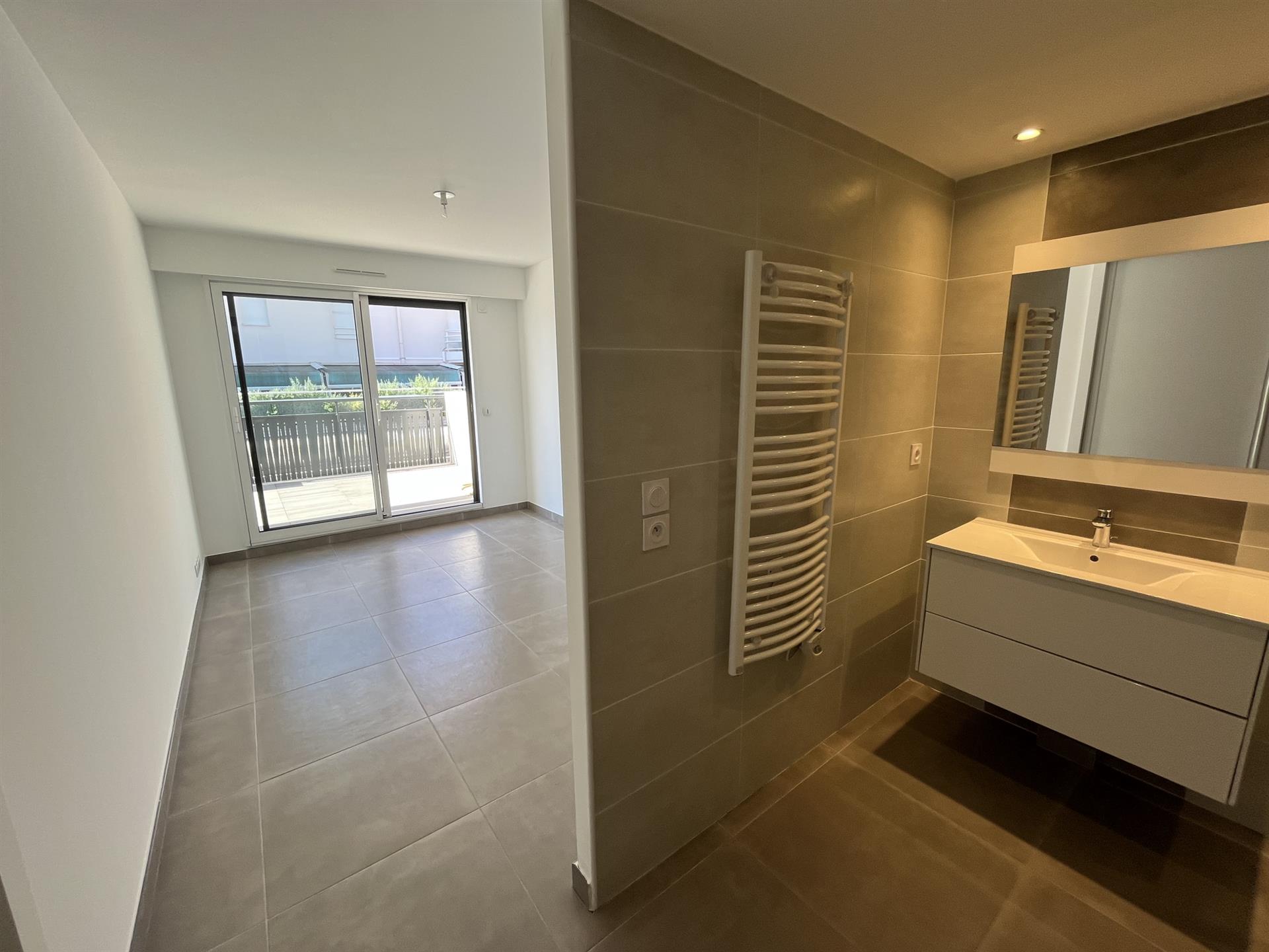 Appartement à vendre, 63m², Saint-Raphaël