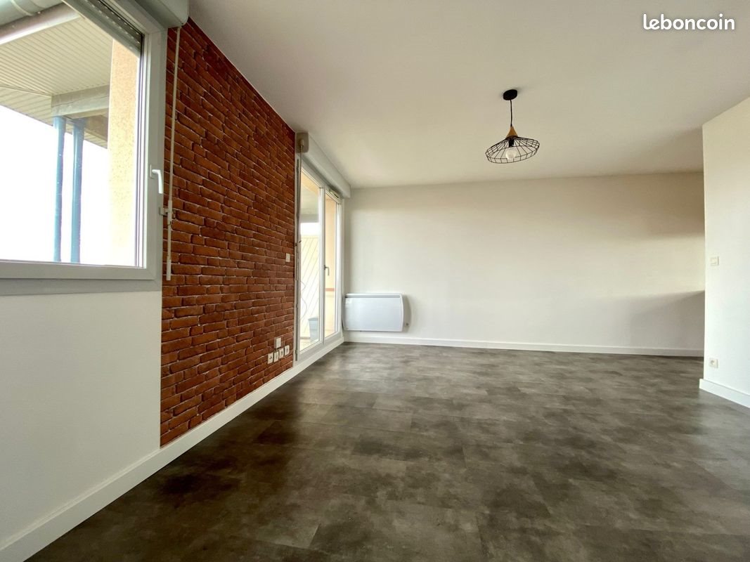 Appartement à louer, 49m², Eaunes