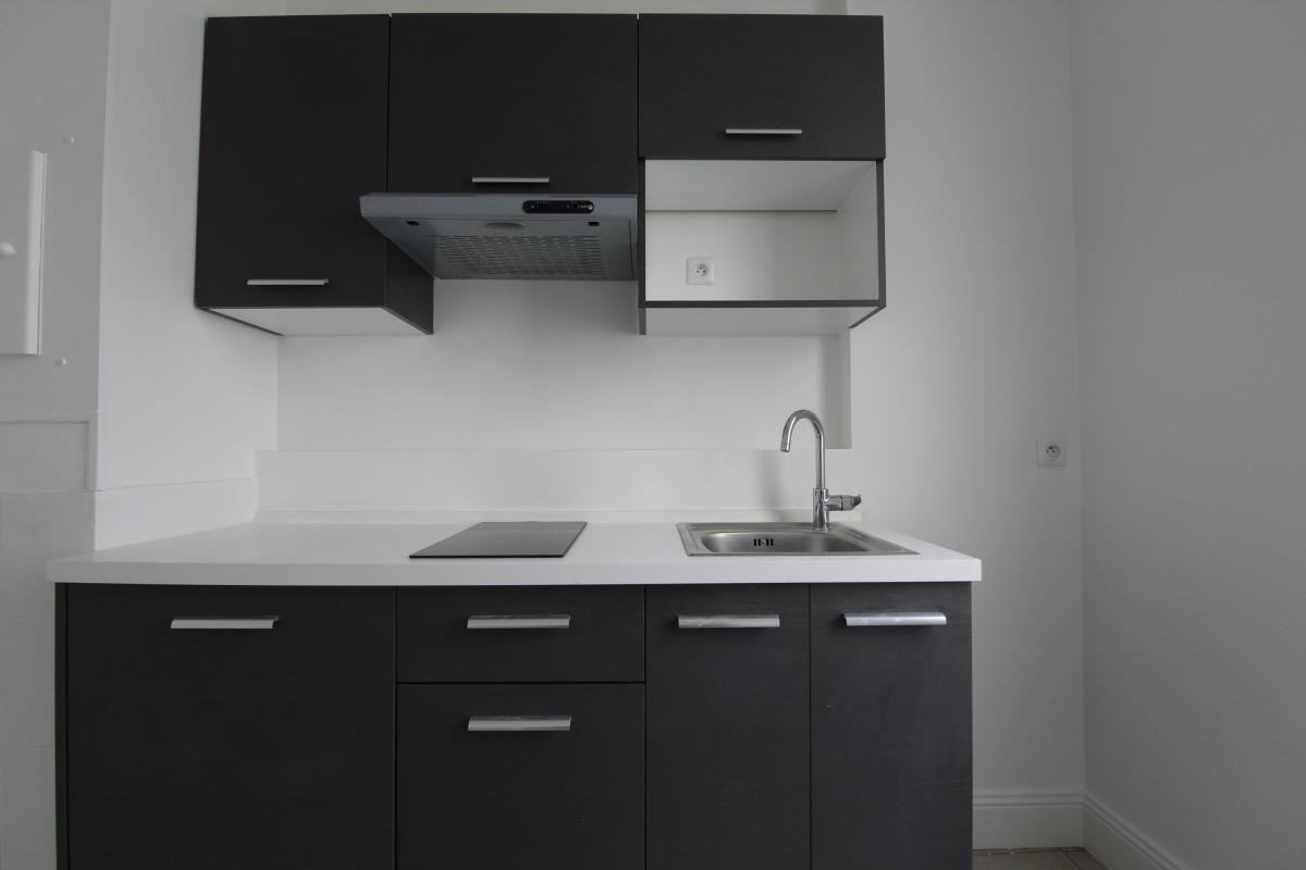 Appartement à louer, 27m², Courbevoie