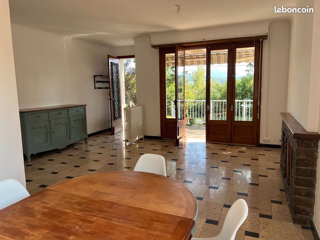 Maison à vendre, 91m², Gan