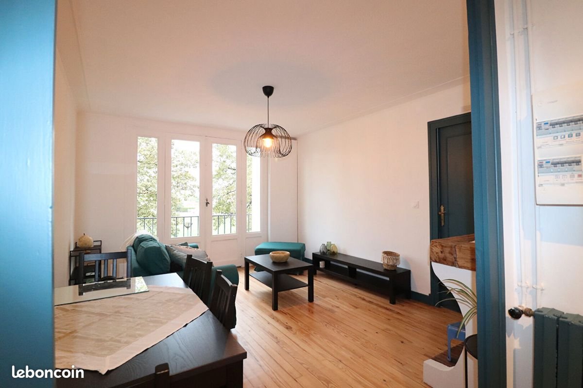 Appartement à louer, 54m², Billère