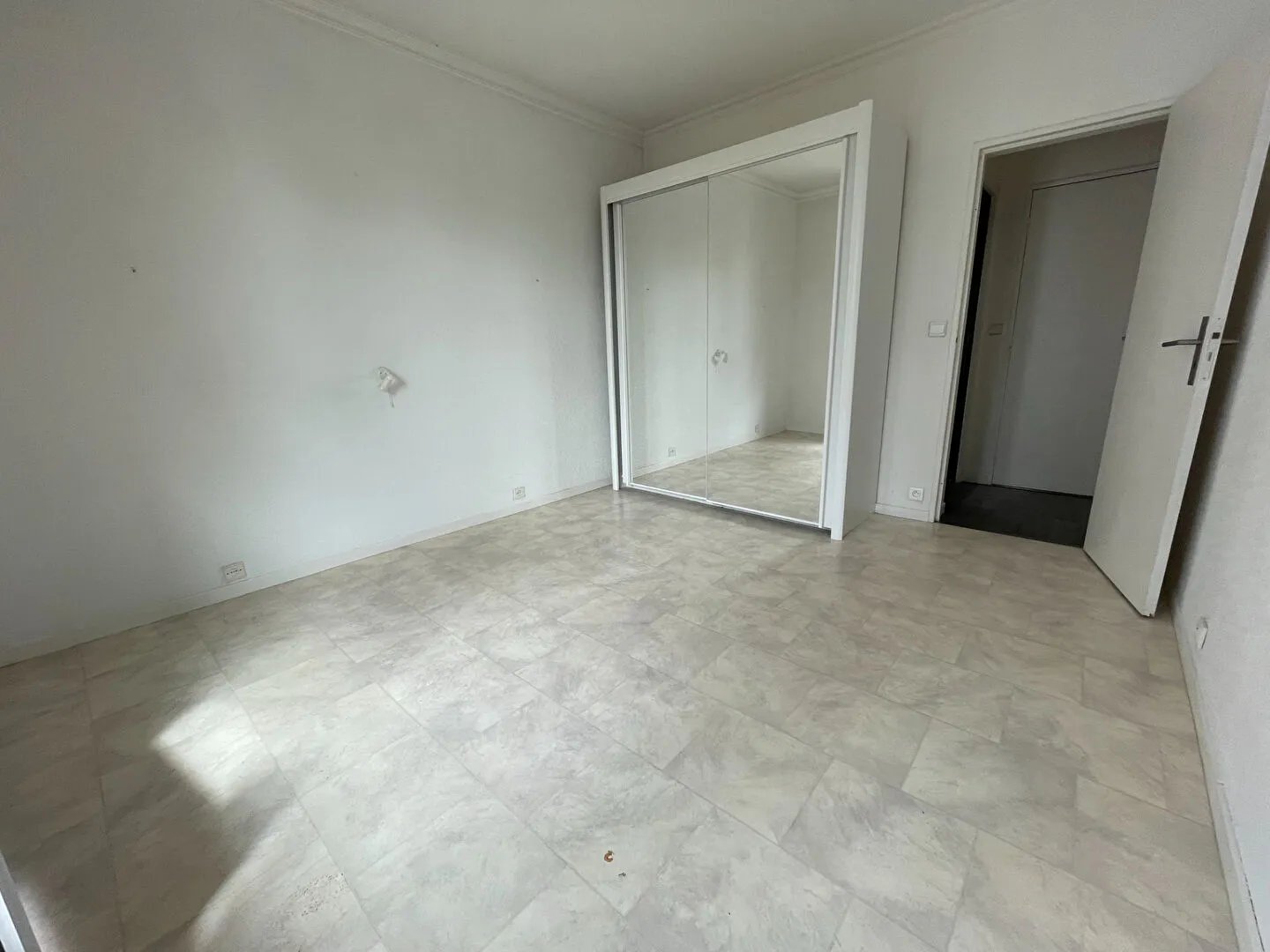 Appartement à louer, 102m², Billère