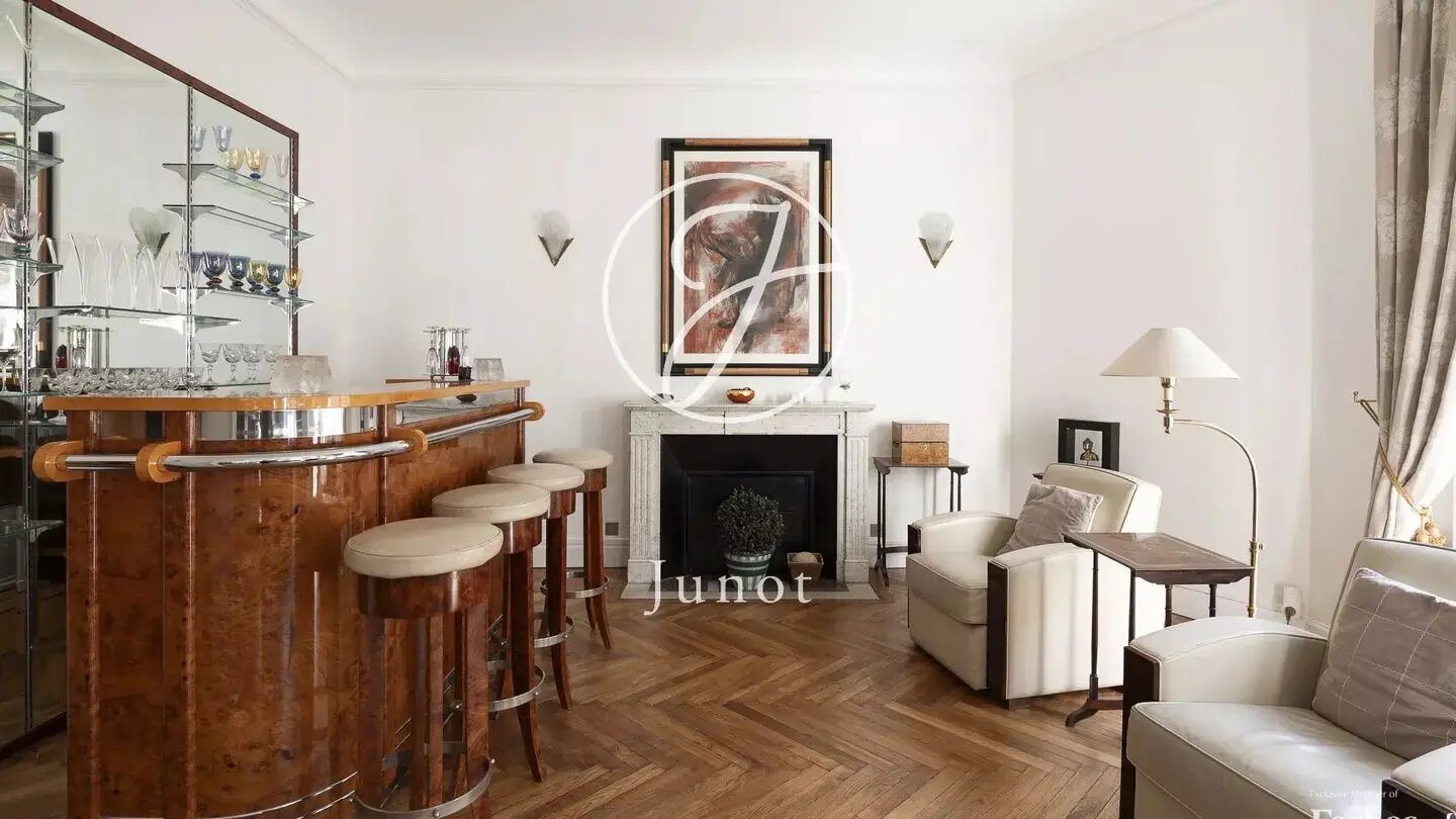 Appartement à louer, 279m², Paris 16ème