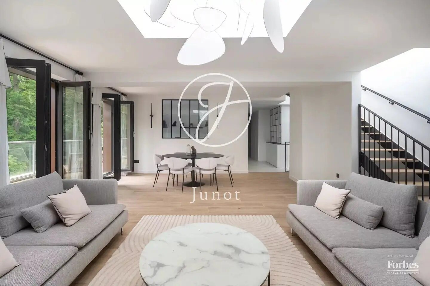 Appartement à louer, 151m², Ville-d'Avray