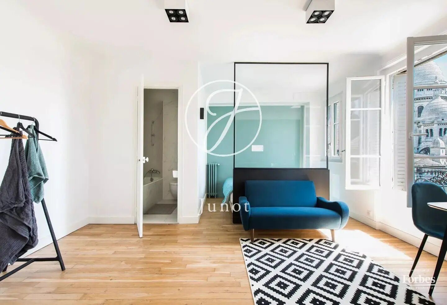 Appartement à louer, 27m², Paris 18ème