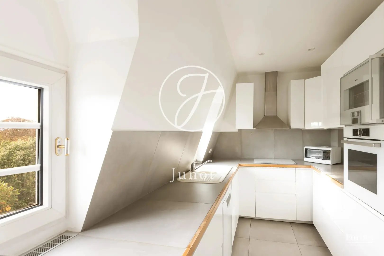 Appartement à louer, 98m², Neuilly-sur-Seine