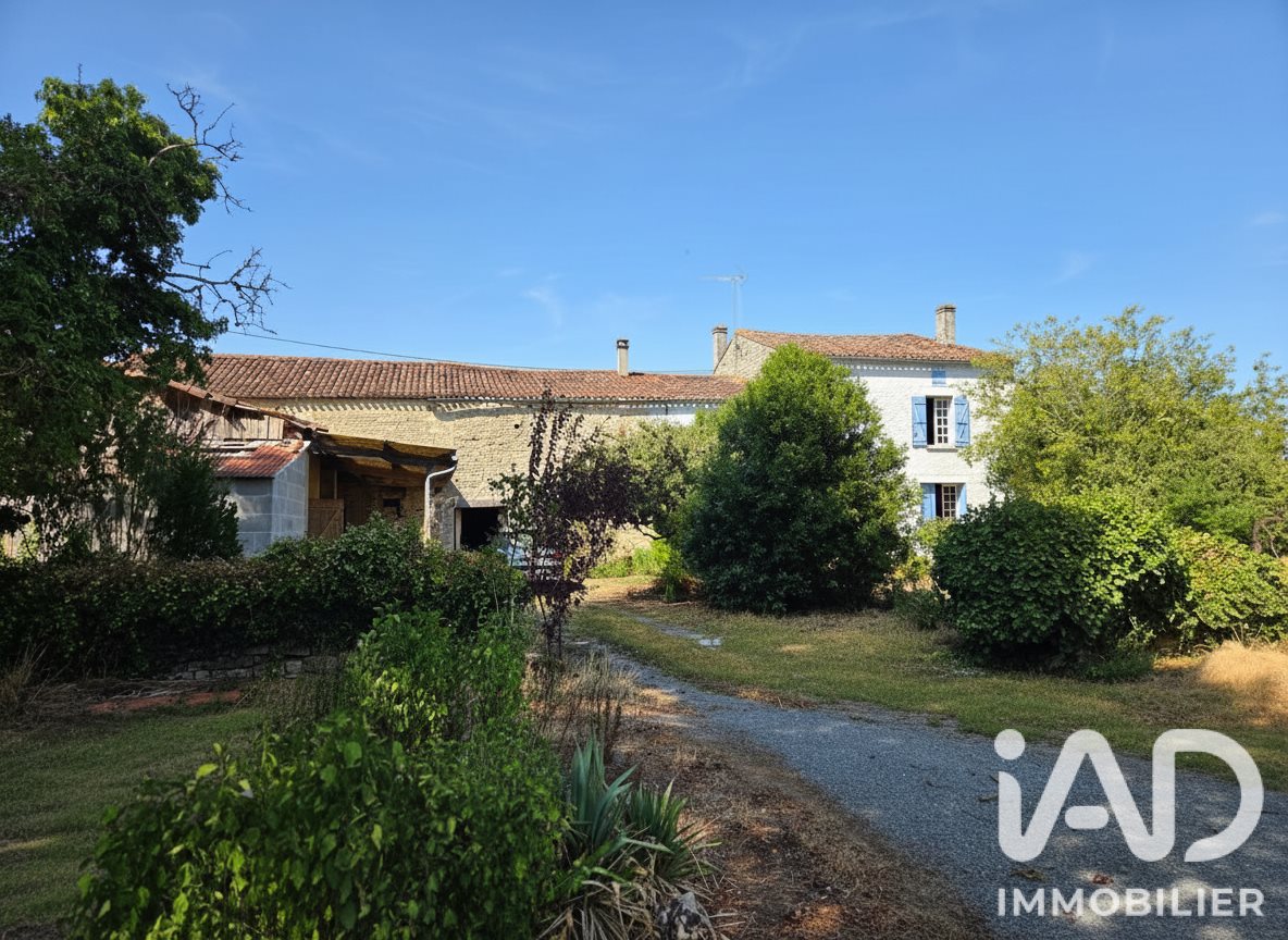 Maison à vendre, 113m², Luxé