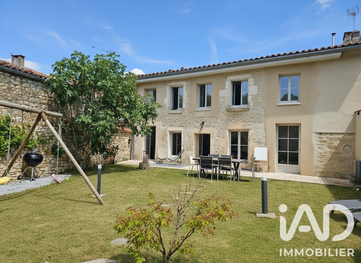 Maison à vendre, 144m², La Rochefoucauld