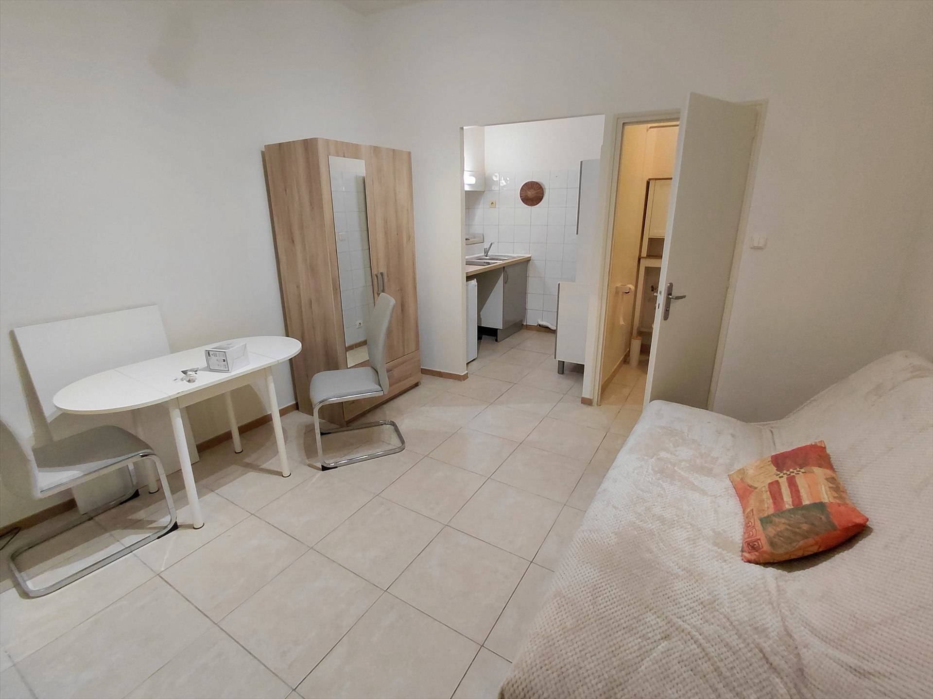 Appartement à louer, 18m², Laudun-l'Ardoise