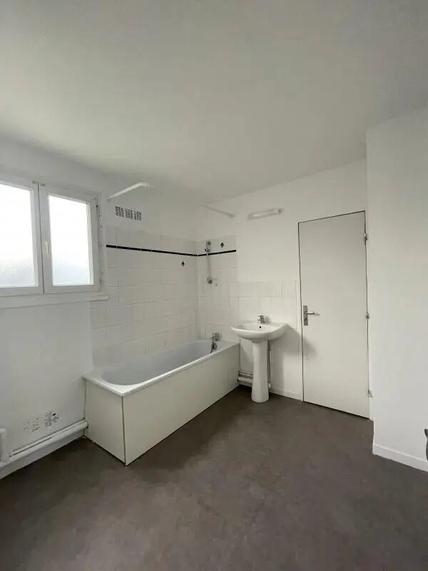 Appartement à vendre, 77m², Saint-Fargeau-Ponthierry