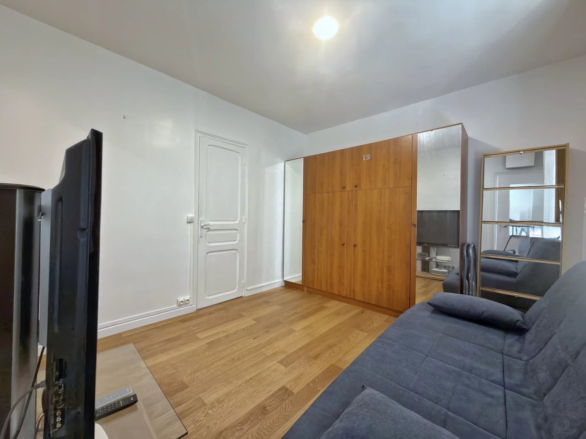 Appartement à louer, 21m², Courbevoie