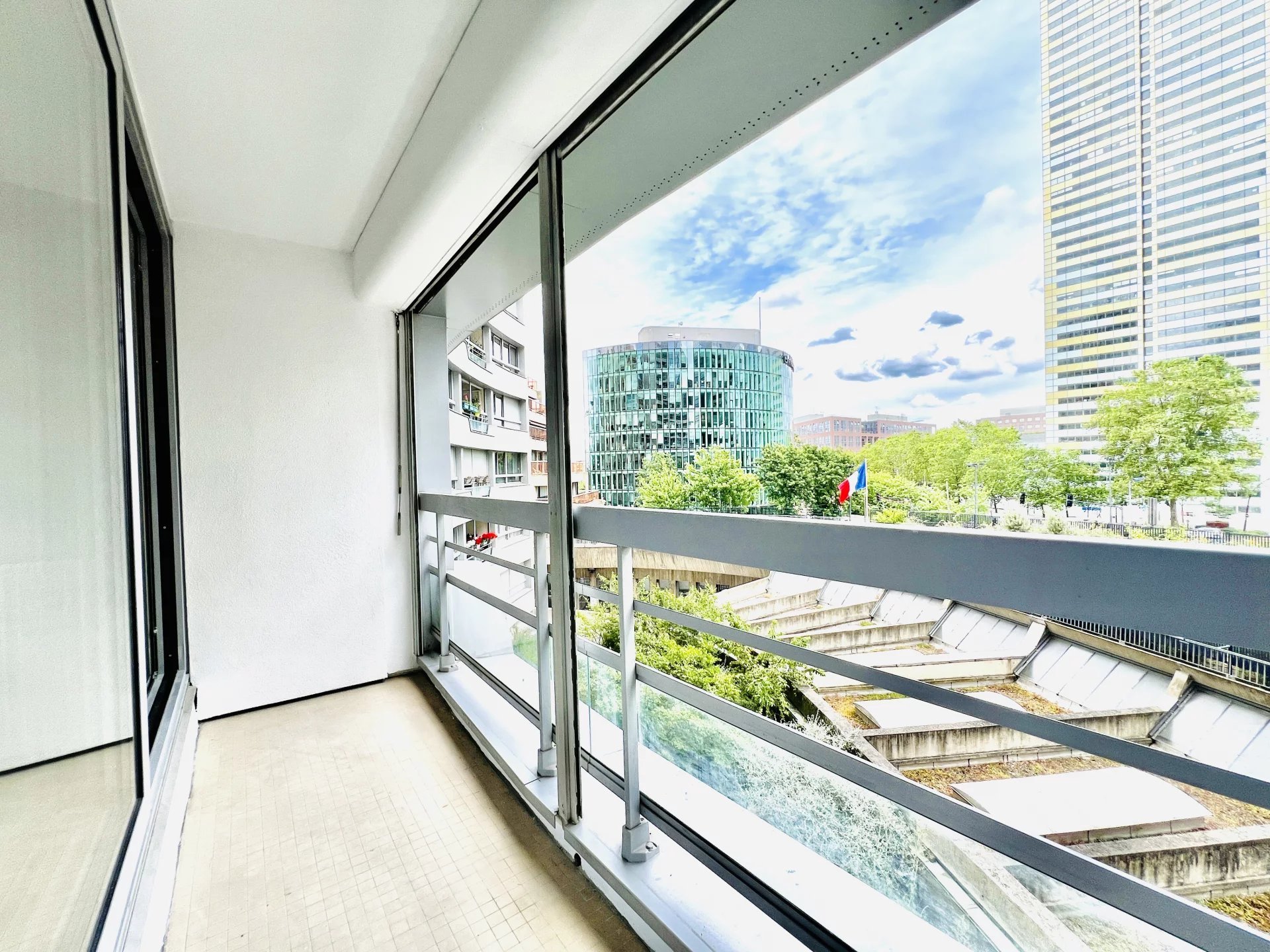 Appartement à louer, 2m², Courbevoie