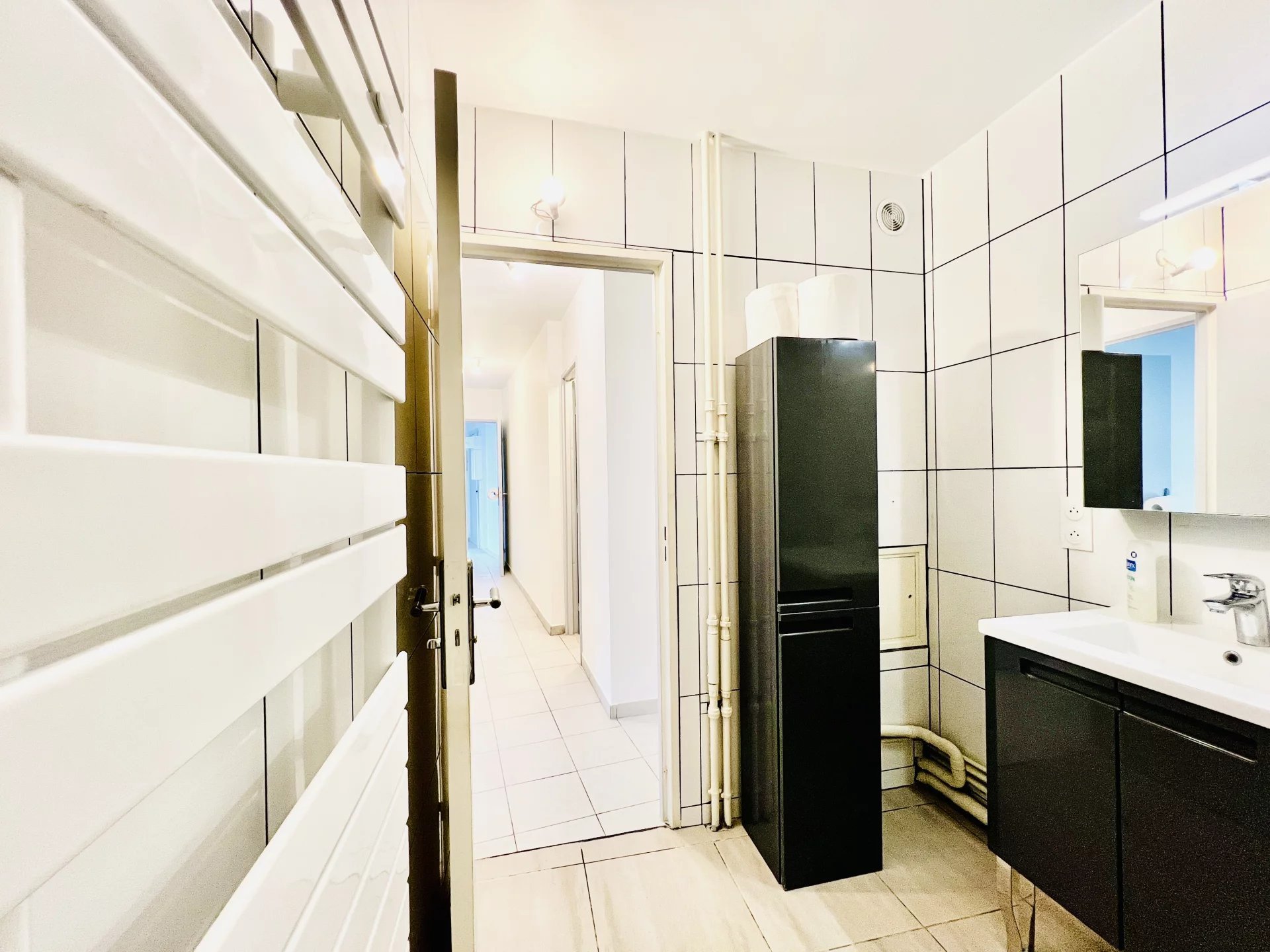 Appartement à louer, 2m², Courbevoie